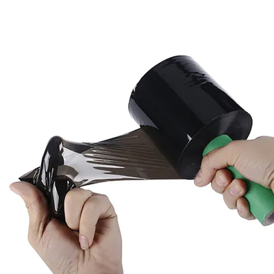 Black Mini Handheld LLDPE packing stretch wrap Film Dengan Dispenser Pegangan Berputar Untuk Bungkus Karton